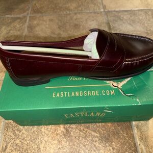 Eastland Women's Classic II Walnut Penny Loafer